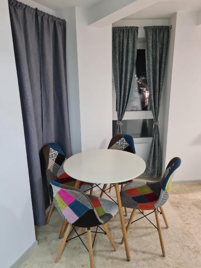 טרגובישטה Rengo Residence מראה חיצוני תמונה